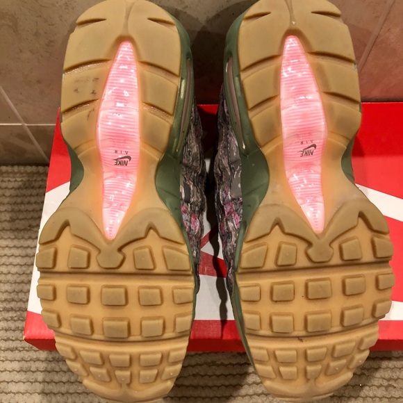 Air Max 95 floral pattern - Picture 2 of 8